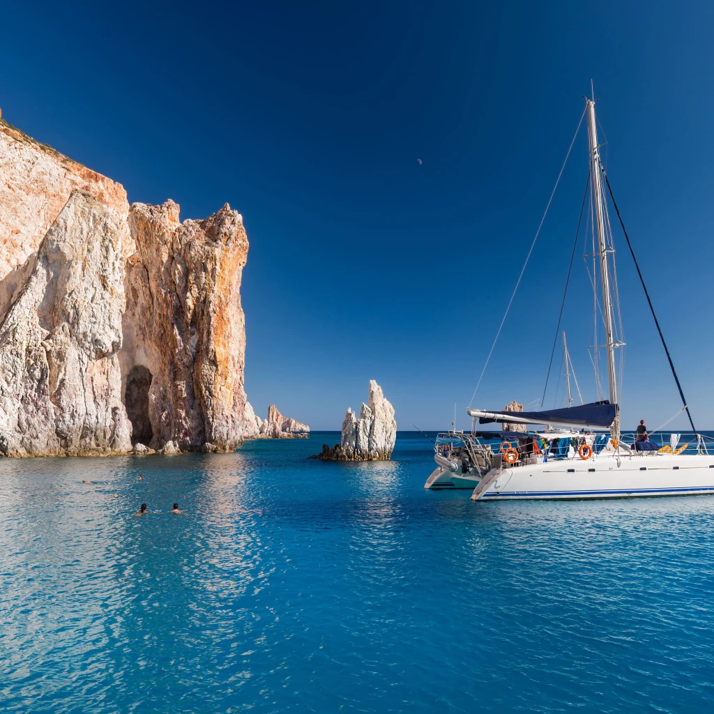 Isole Cicladi: l’essenza della Grecia tra bianco e blu